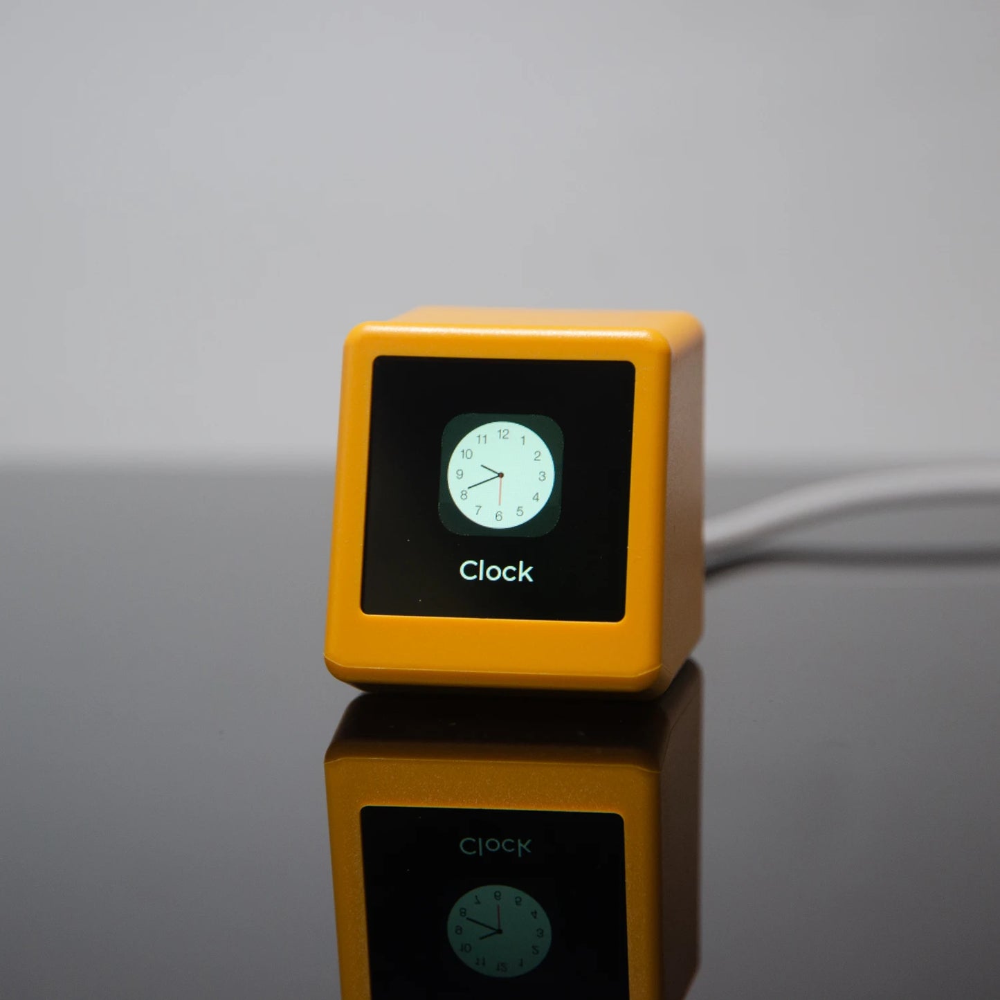 GeekMagic Pro Tracker di Prezzi per Bitcoin Criptovalute Azioni Futuri e Valute con Display Ora e Meteo