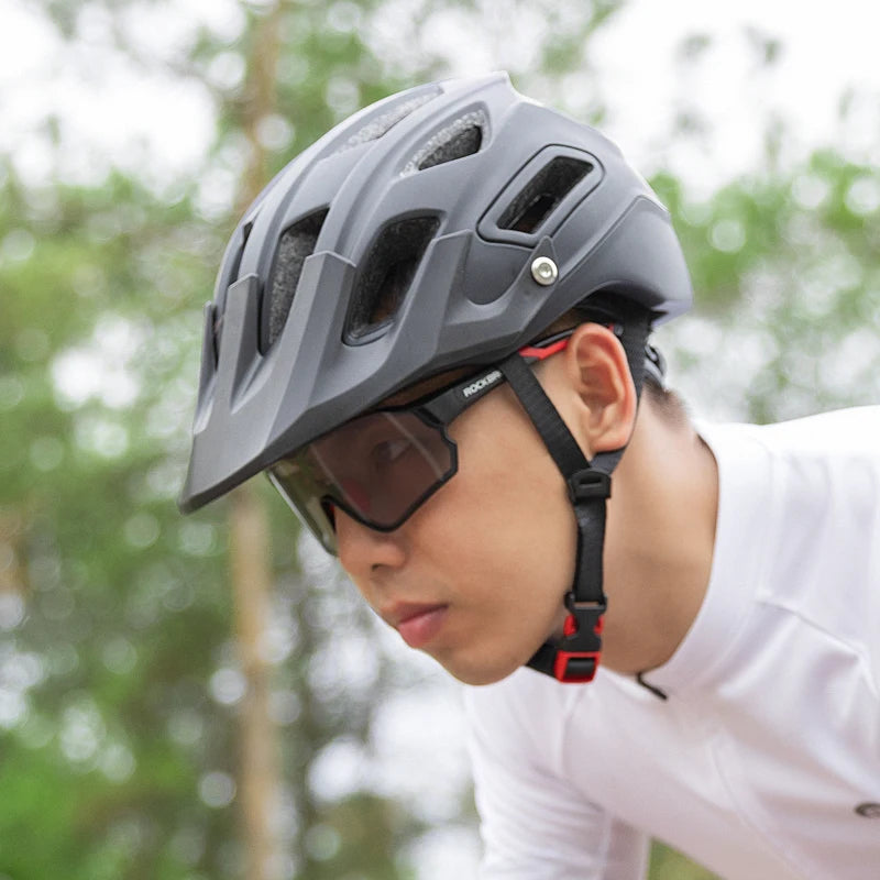 ROCKBROS Occhiali Da Ciclismo Fotocromatici UV400 Per Sport All Aperto Leggeri E Flessibili MTB