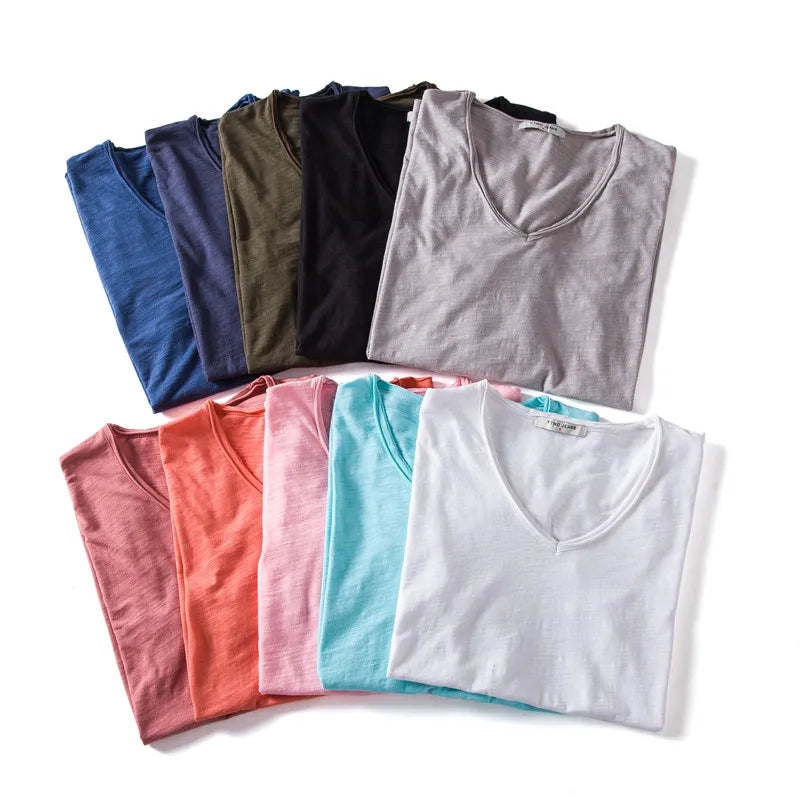 Maglietta Uomo Cotone 100 Percento Con Scollo A V Slim Fit Colore Solido Manica Corta