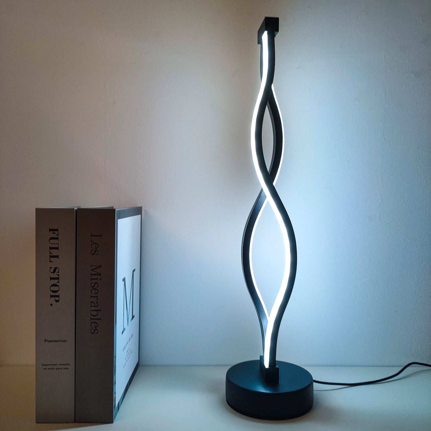 Lampada Nordica Da Comodino Nero In Alluminio Per Camera Da Letto Minimalista Creativa Atmosfera Artistica