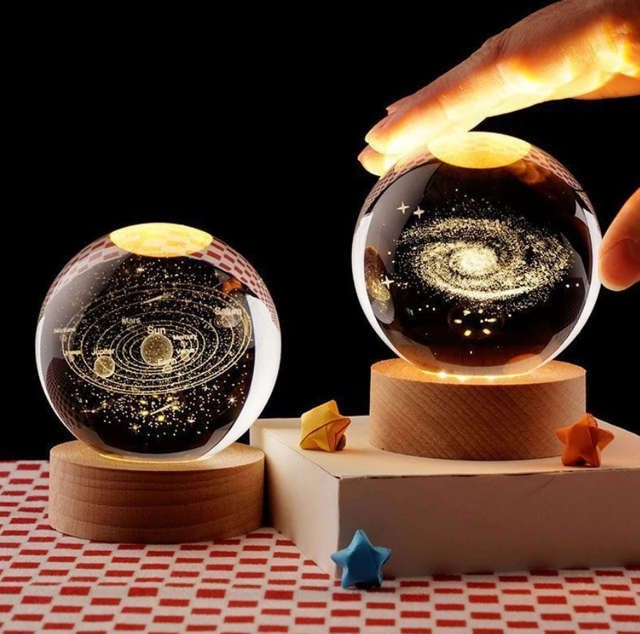 Decorazione Della Stanza Con Sfera Di Cristallo 3D E Base Led Per Luce Ambientale Nel Soggiorno