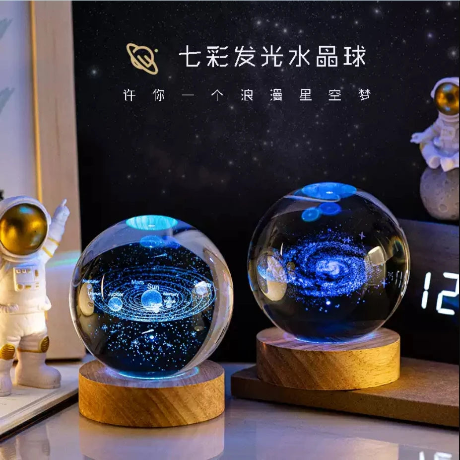 Decorazione Della Stanza Con Sfera Di Cristallo 3D E Base Led Per Luce Ambientale Nel Soggiorno
