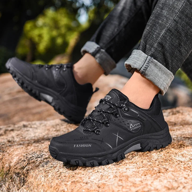Scarpe Da Uomo Impermeabili In Pelle Per Alpinismo E Trekking Suola Spessa Comode Anno 2025