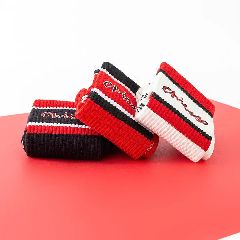 Calzini Unisex In Cotone Casual Per Skateboard Da Strada Neri E Rossi Con Cucitura Rinforzata