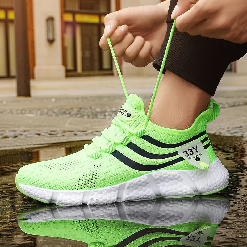 Scarpe sportive casual da uomo Sneakers leggere e traspiranti Scarpe da corsa nere in mesh per esterni Scarpe da passeggio per tennis da jogging atletiche