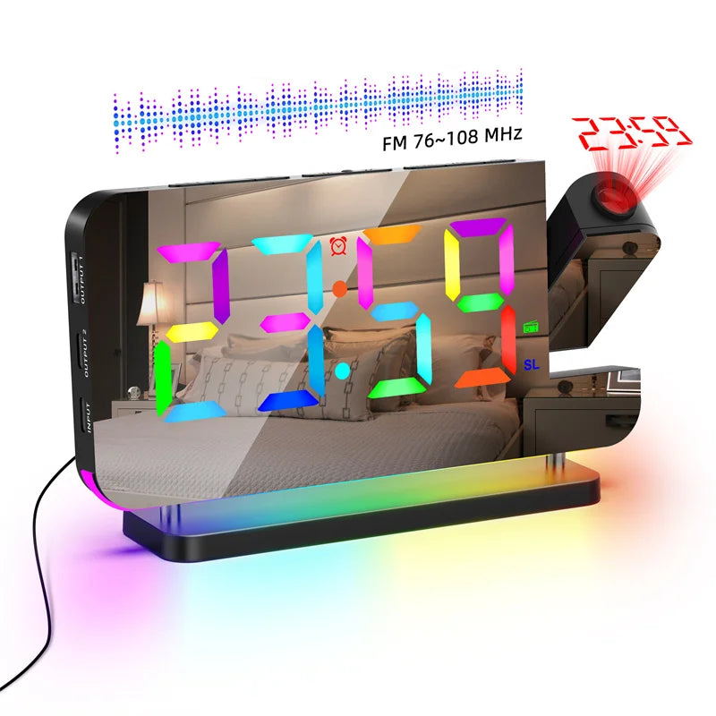 Radio FM a Proiezione 180 Gradi con Sveglia RGB e Luce Notturna 6 Livelli di Luminosità USB Doppia Uscita Orologio LED