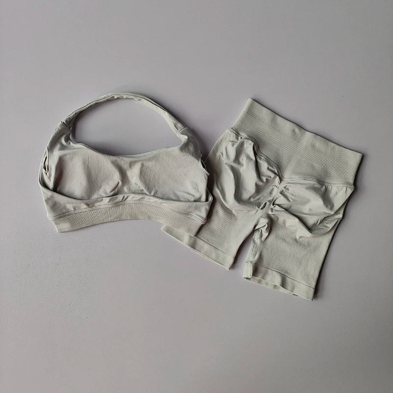 Set Sportivo Da Yoga Donna 2 Pezzi Giacca Seamless Scollo Americana Reggiseno Pantaloncini Elasticizzati Per Fitness