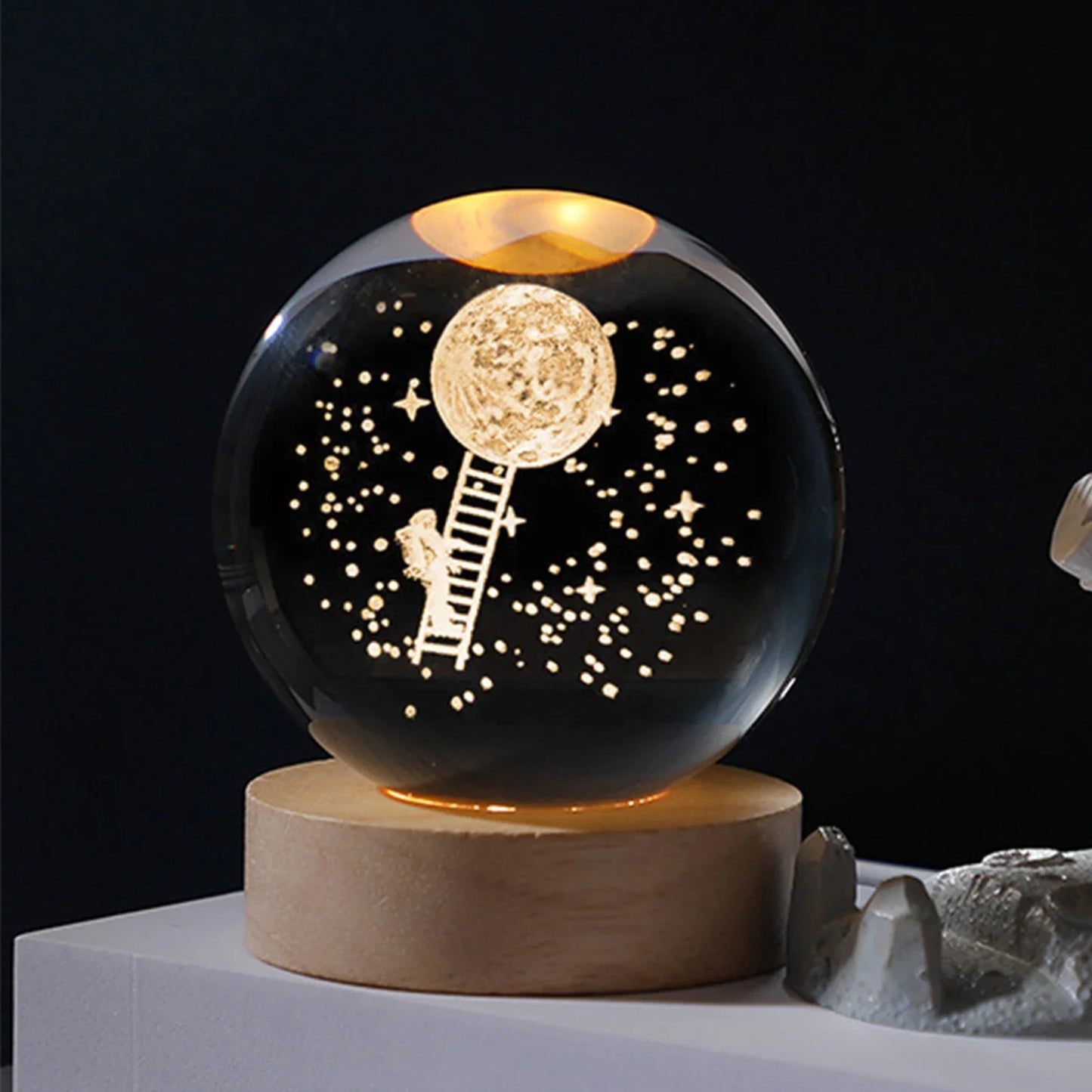 Luci Notturne Con Sfera Di Cristallo Lunare 3D Galassia Astronauta Illuminazione Laser Intaglio Regalo Di Compleanno