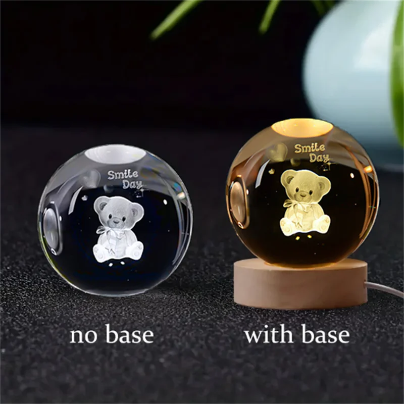 Lampada Notturna Sfera di Cristallo Incisa al Laser Regalo di Compleanno Decorazione da Scrivania con Base USB in Legno