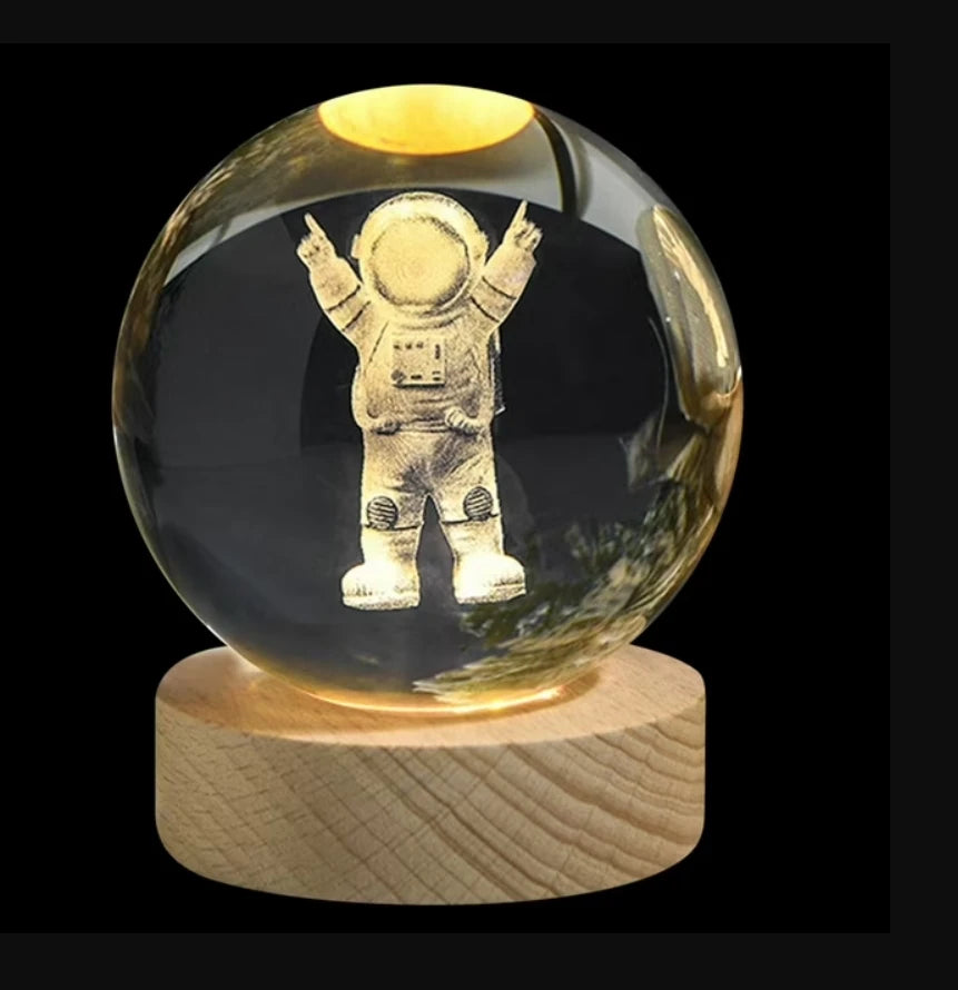 Decorazione Della Stanza Con Sfera Di Cristallo 3D E Base Led Per Luce Ambientale Nel Soggiorno