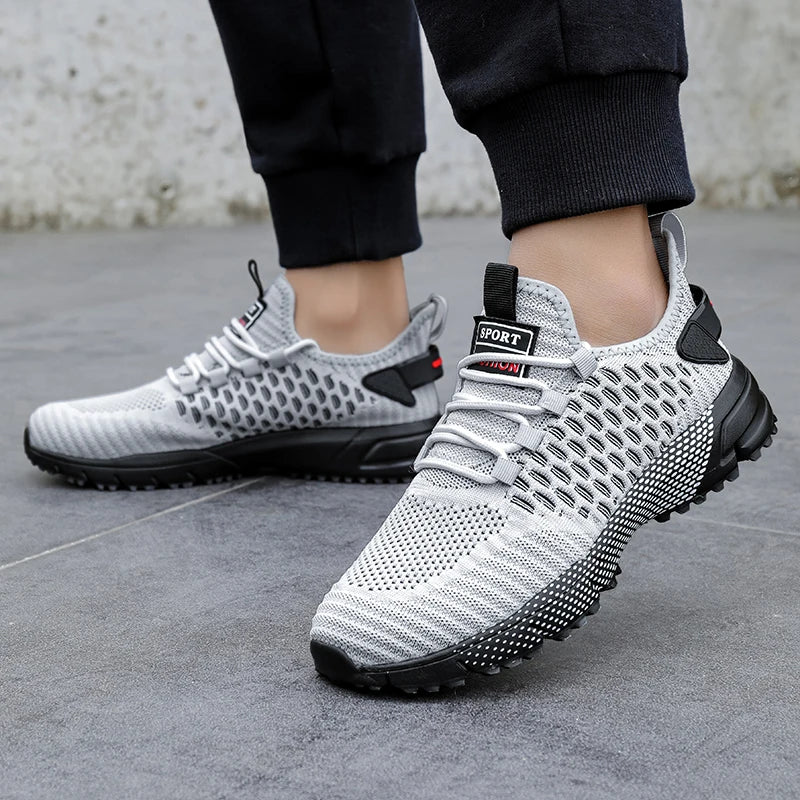 Scarpe Nuove da Ginnastica Uomo Leggere con Piattaforma per Corsa Antiscivolo Traspiranti con Suola Spessa Vendita Calda