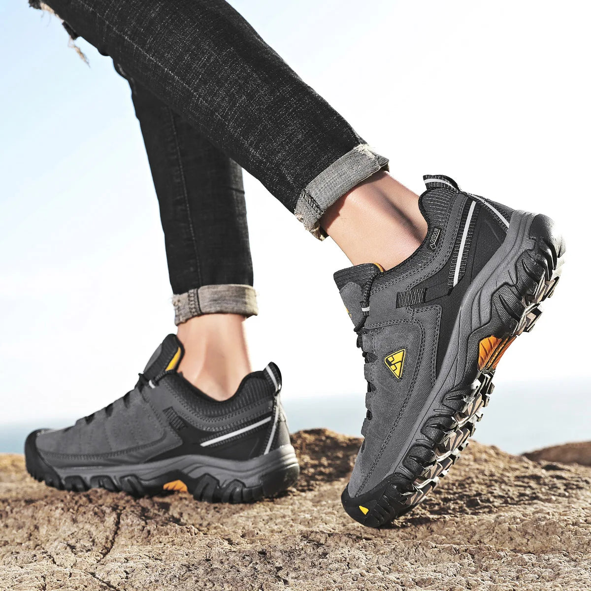 Hikeup Scarpe Trekking Uomo Pelle Alta Qualità Durevoli Esterni Suola Gomma Impermeabile