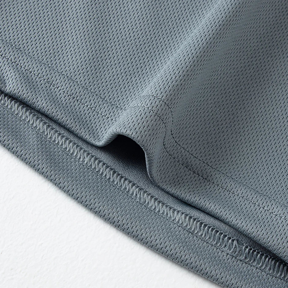 Tuta sportiva estiva da uomo in 2 pezzi ad asciugatura rapida T-shirt a maniche corte ampia e traspirante da corsa e fitness Pantaloncini tascabili neri