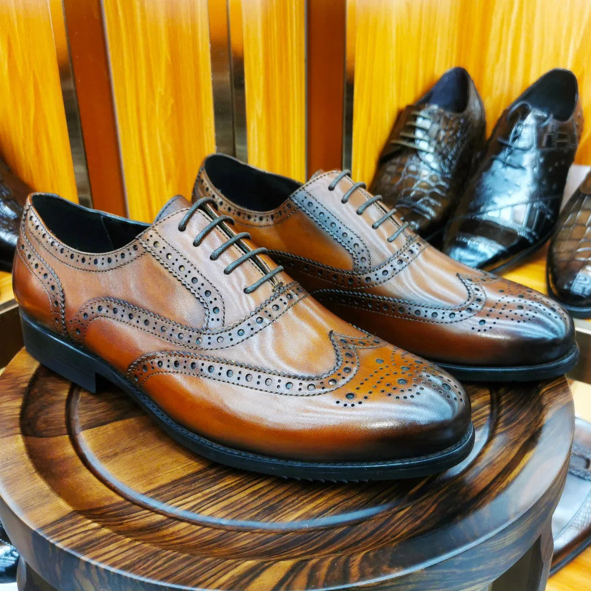 Scarpe Eleganti Da Uomo In Vera Pelle Brogue Punta Alare Oxford Con Lacci Per Matrimonio Nere E Marroni