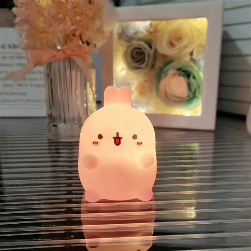 Luce Notturna Coniglio a Forma di Letto Lampada da Tavolo Piccola LED Decorazione Creativa per la Camera da Letto