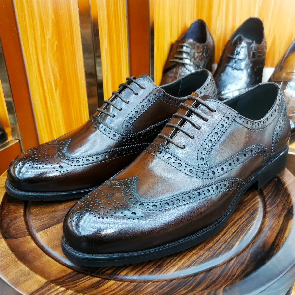 Scarpe Eleganti Da Uomo In Vera Pelle Brogue Punta Alare Oxford Con Lacci Per Matrimonio Nere E Marroni
