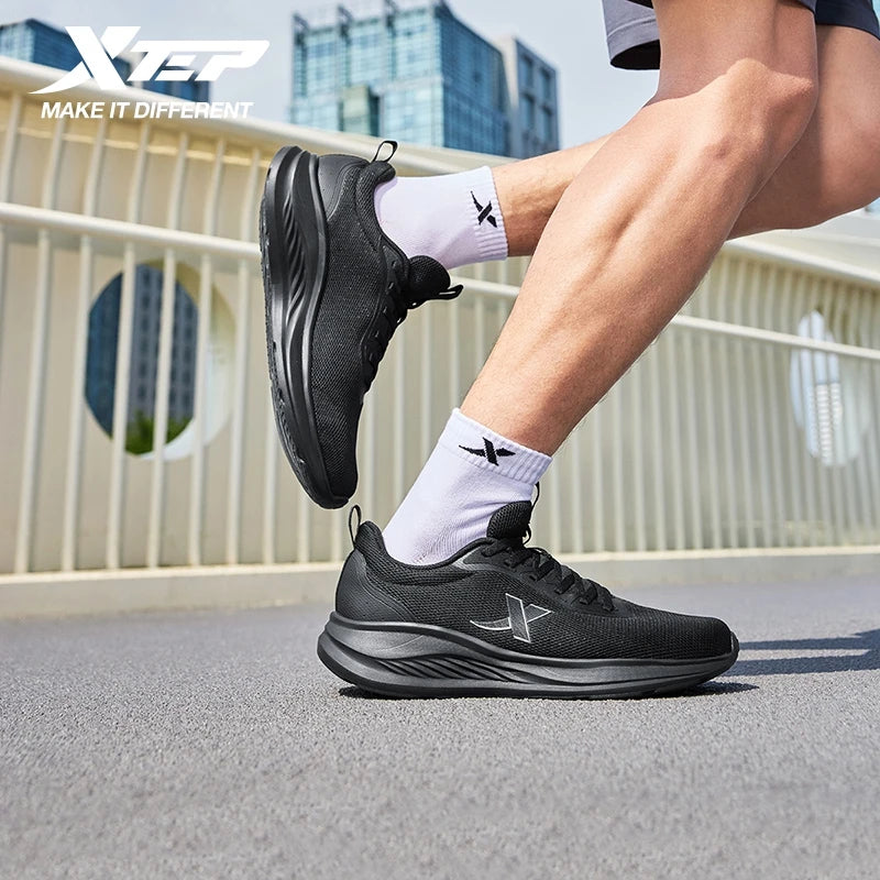 Xtep Scarpe da Corsa per Uomo 2025 Scarpe Estive in Mesh Traspirante Leggere con Suola Morbida e Ammortizzante