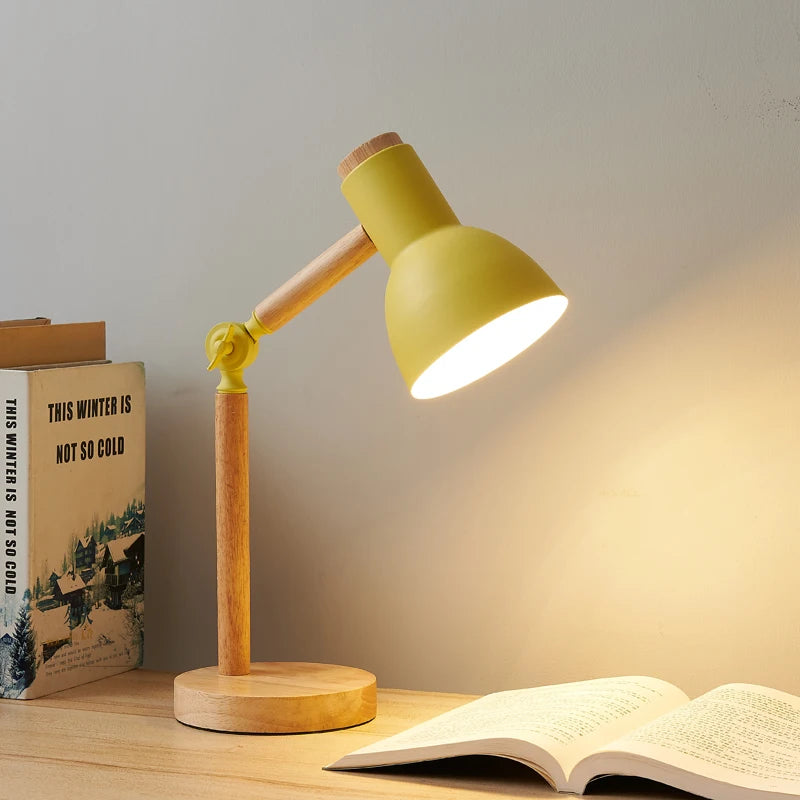 Lampada Da Tavolo Nordica In Legno LED Con Testa Giratoria Per Comodino E Scrivania Protezione Occhi E Lettura Studio