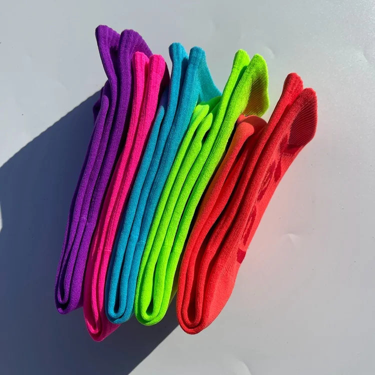 'Sì!' Calzini Mid Crew per uomo/donna Calzini da strada sportivi da skateboard all'aperto alla moda traspiranti