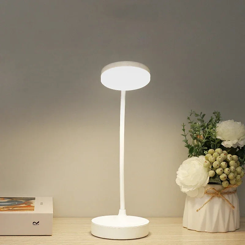Lampada Da Scrivania LED Flessibile Con Dimmer A Tre Livelli USB Luce Bianca Calda Per Casa Ufficio Studio
