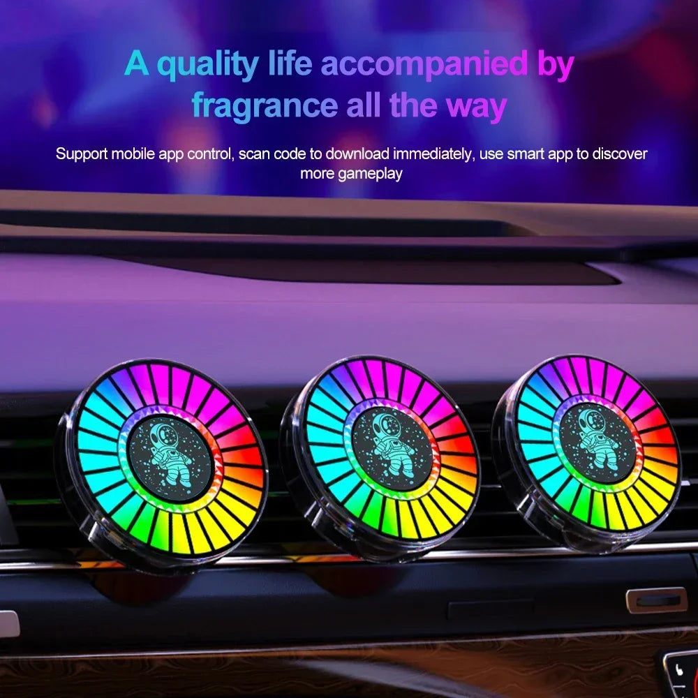 Luci ritmiche musicali per auto, luce d'atmosfera a LED, deodorante per ambienti, controllo del suono, app