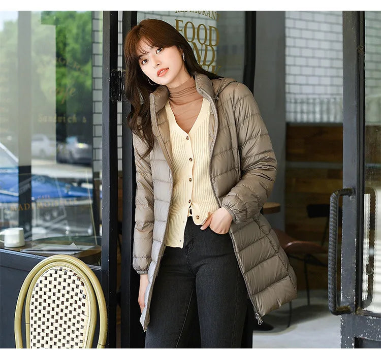 Piumino Leggero Da Donna Di Media Lunghezza Per Autunno Inverno 2025 Moda Semplice Temperamento Senza Cappuccio