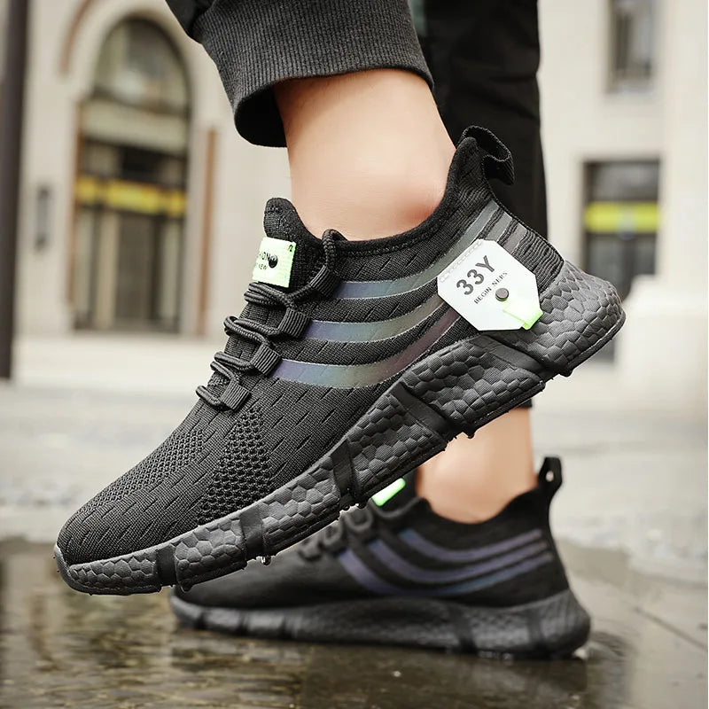 Scarpe sportive casual da uomo Sneakers leggere e traspiranti Scarpe da corsa nere in mesh per esterni Scarpe da passeggio per tennis da jogging atletiche