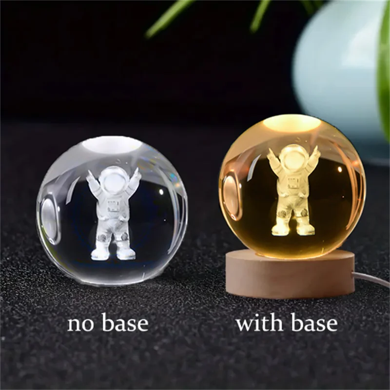 Lampada Notturna Sfera di Cristallo Incisa al Laser Regalo di Compleanno Decorazione da Scrivania con Base USB in Legno
