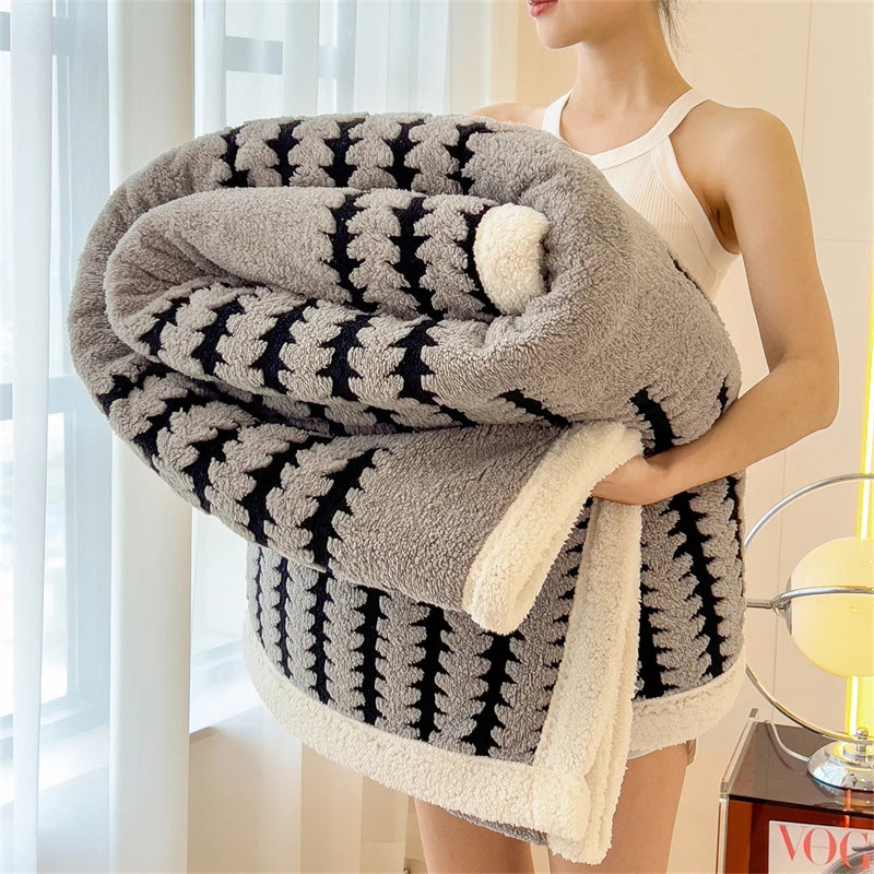 Coperta In Flanella Morbida Multifunzionale Queen Size Antistatica Portatile Per Pisolino Confortevole Delicata