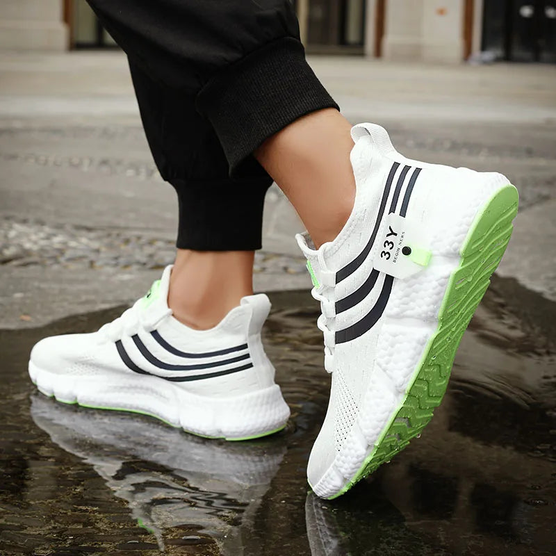 Scarpe sportive casual da uomo Sneakers leggere e traspiranti Scarpe da corsa nere in mesh per esterni Scarpe da passeggio per tennis da jogging atletiche