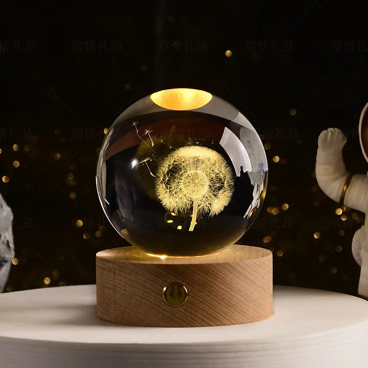 Lampada Notturna Sfera di Cristallo Incisa al Laser Regalo di Compleanno Decorazione da Scrivania con Base USB in Legno