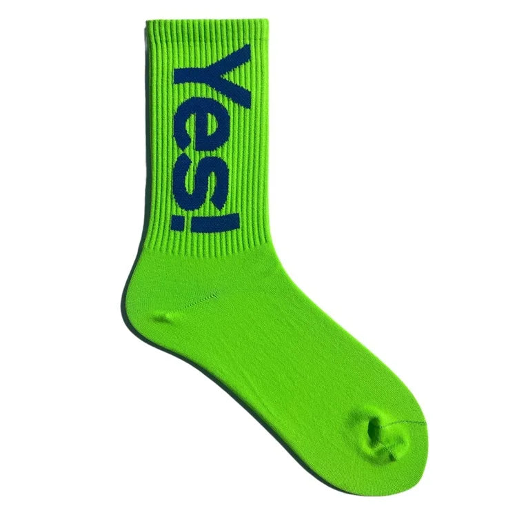 'Sì!' Calzini Mid Crew per uomo/donna Calzini da strada sportivi da skateboard all'aperto alla moda traspiranti