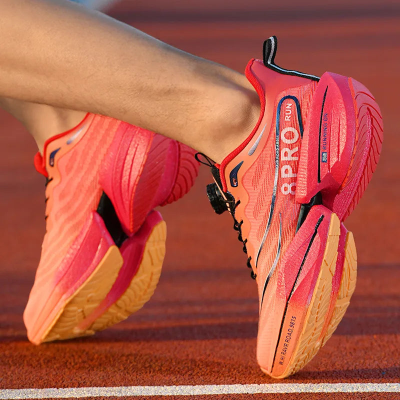 Scarpe sportive da uomo Scarpe da corsa da maratona con piastra in carbonio con palmo pieno Scarpe da tennis da coppia leggere e traspiranti in mesh Scarpe da allenamento
