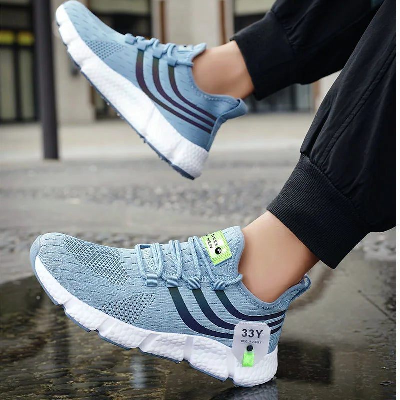 Scarpe sportive casual da uomo Sneakers leggere e traspiranti Scarpe da corsa nere in mesh per esterni Scarpe da passeggio per tennis da jogging atletiche