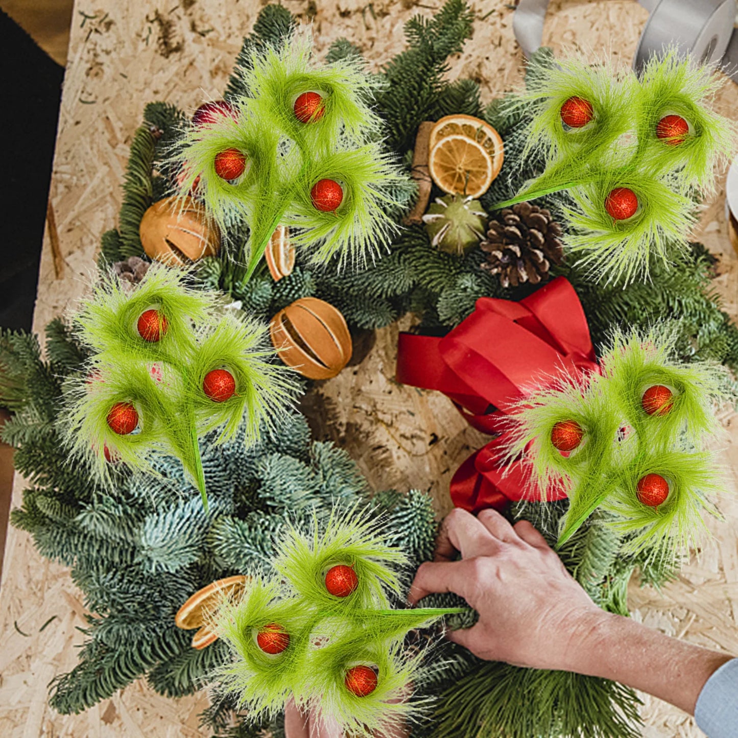 Erba Di Pampa Artificiale Con Palla Glitterata Rossa Per Decorazioni Natalizie Albero Di Natale E Matrimonio