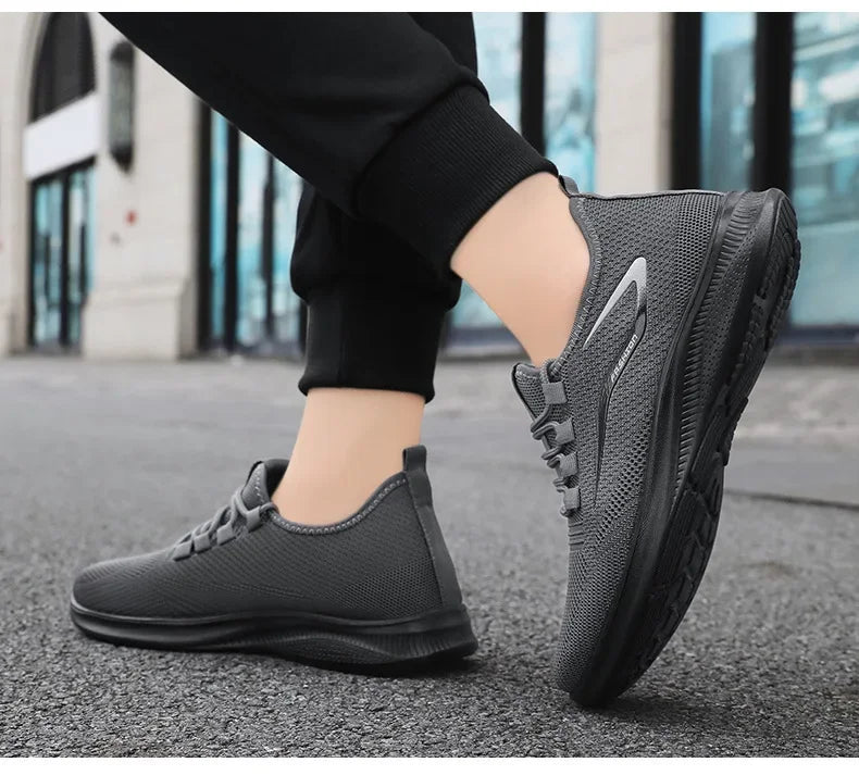 Scarpe Da Corsa Da Uomo Traspiranti Estate Nuovo Stile Casual Antiodore Suola Morbida In EVA Mesh Scarpe Da Ginnastica