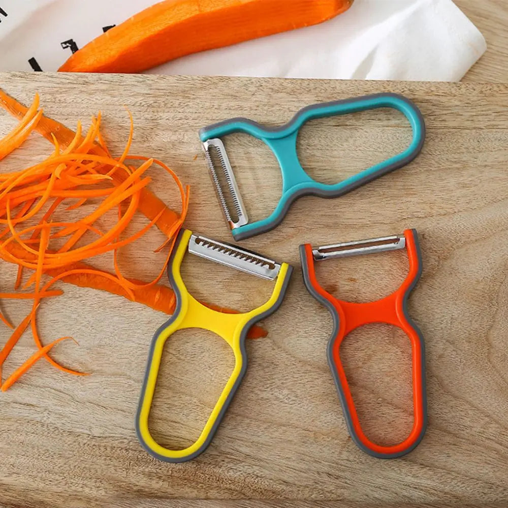 Set Cucina 3 Pezzi In Acciaio Inossidabile Pelapatate Frutta Verdura Tritatutto Affettatrice Grattugia Colore Casuale
