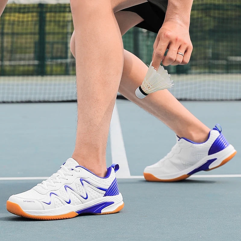 Scarpe Da Tennis Unisex Nuove 2023 Leggere E Comode Per Badminton Ping Pong Da Stadio Alta Qualità