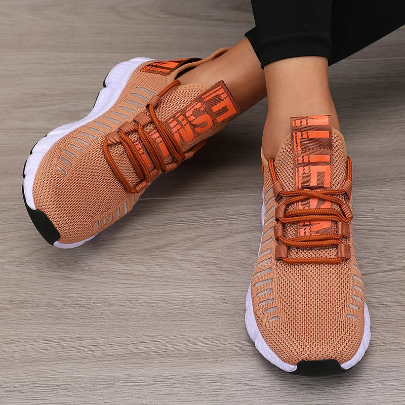 Scarpe sportive da donna Mesh Leggero Suola morbida Cinturino da jogging Traspirante Moda Sport Walking Scarpe basse da tennis casual per uomo