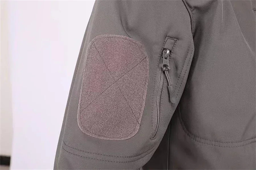 Completo Tattico Mimetico Uomo Giacca Impermeabile Con Cappuccio Zip Pantaloni Softshell Militari Tuta Invernale Pile