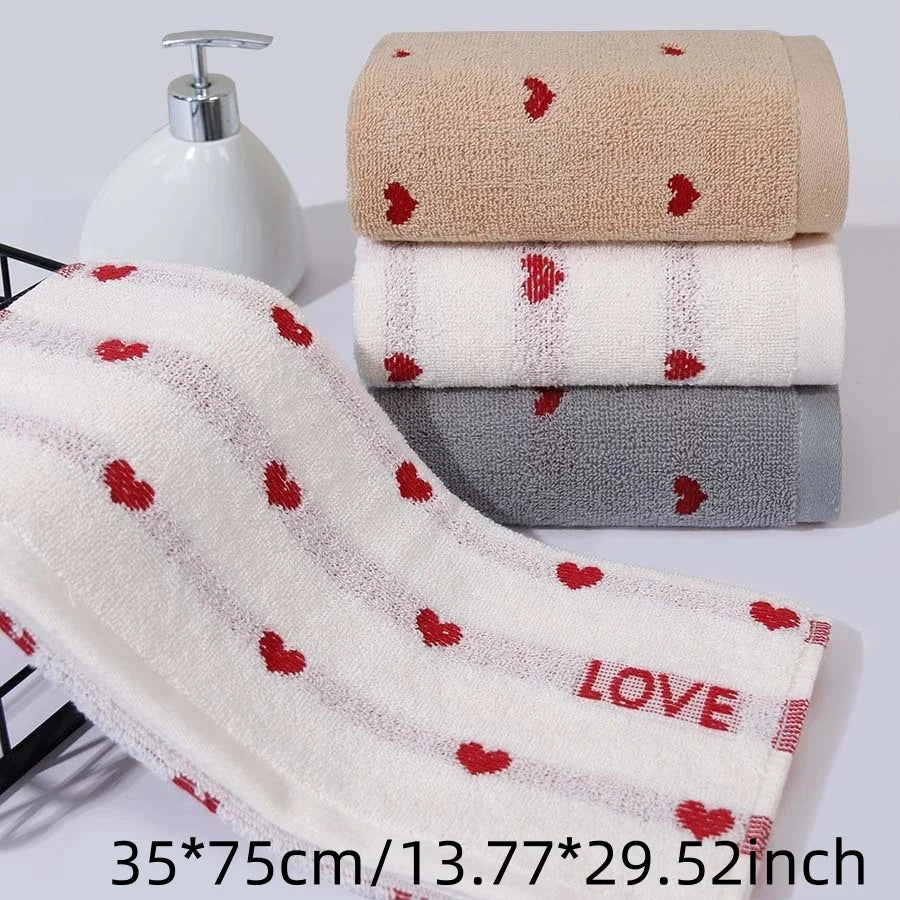 Asciugamano Viso Ultra Morbido in Cotone Assorbente ad Asciugatura Rapida per Uso Quotidiano a Casa con Cuore