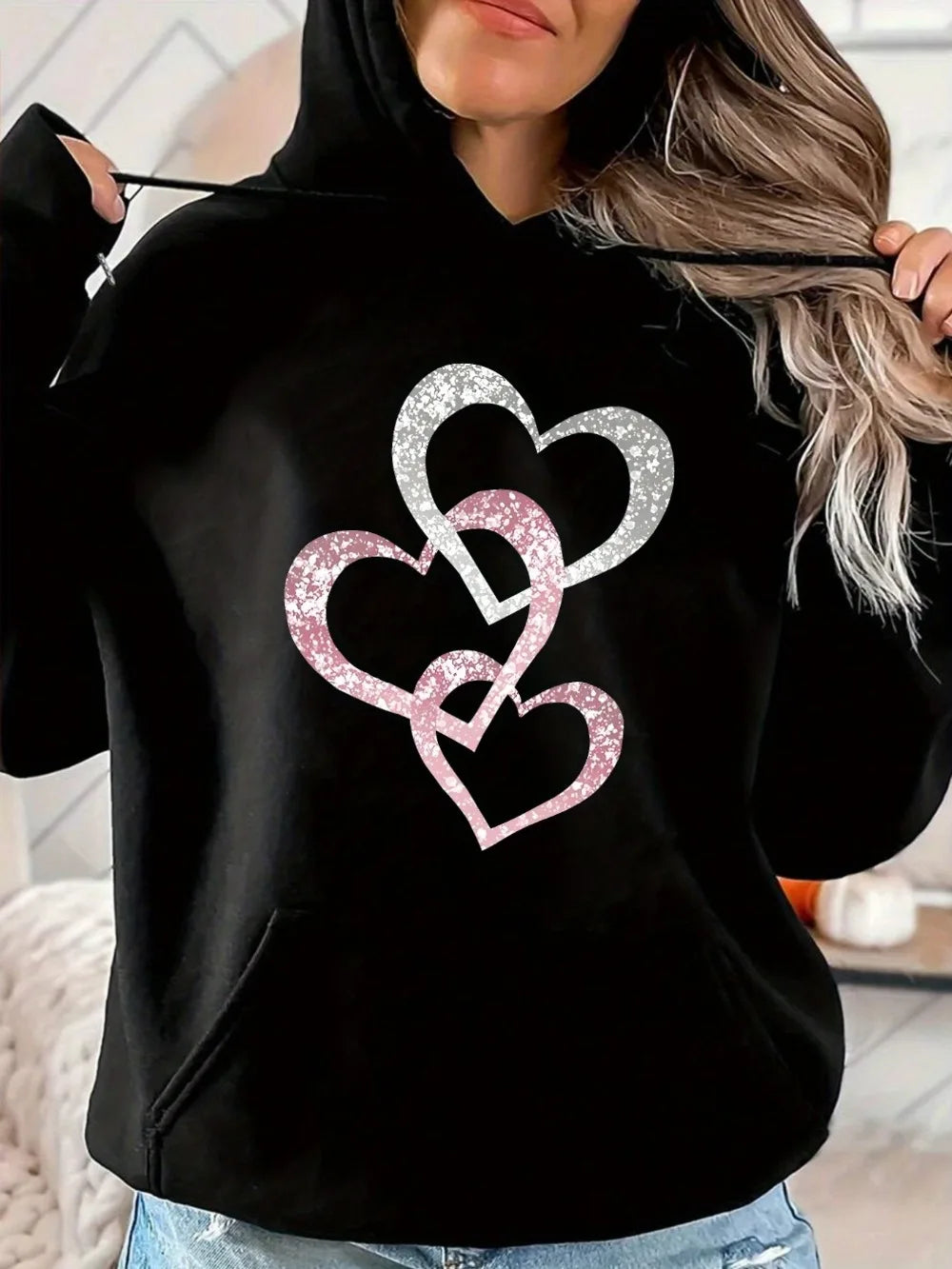 Felpa con Cappuccio da Donna Nera con Stampa Cuore Glitter Tasche Frontali Vestibilità Ampia Unisex Moda