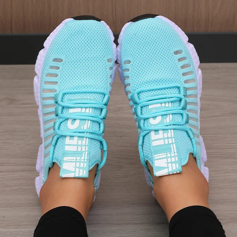Scarpe sportive da donna Mesh Leggero Suola morbida Cinturino da jogging Traspirante Moda Sport Walking Scarpe basse da tennis casual per uomo