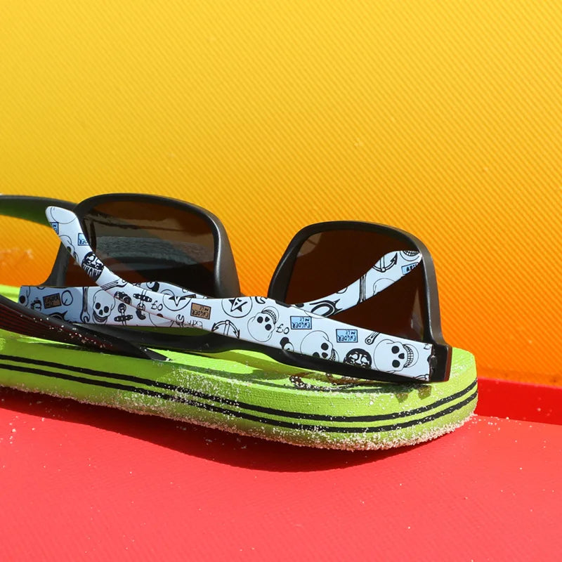 Occhiali Da Sole Sportivi Quadrati 4 Pezzi Motivo Tempio Design UV400 Per Uomini E Donne Vacanze Al Mare