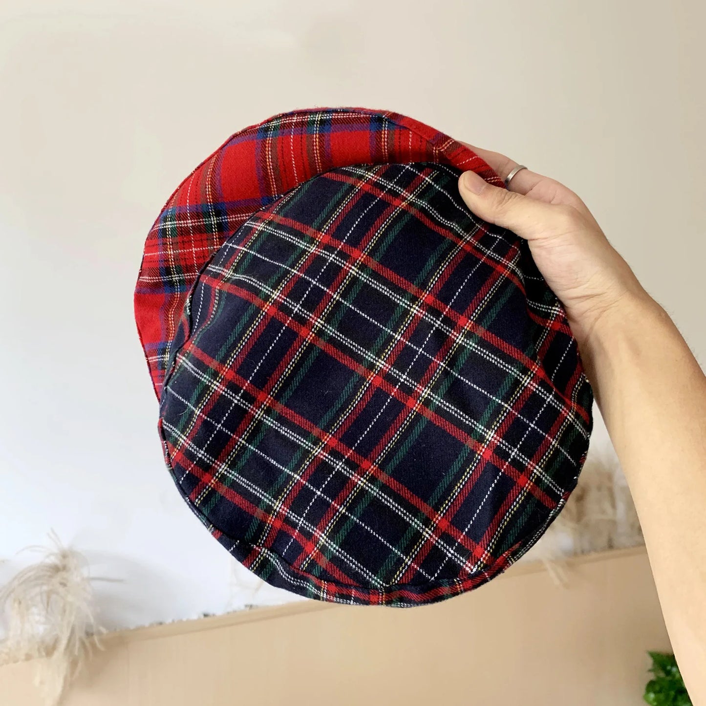 Berretto Scozzese Rosso Unisex Plaid Motivo Profilo Piatto Stile Retrò Caldo Comfort Elegante Donna Uomo