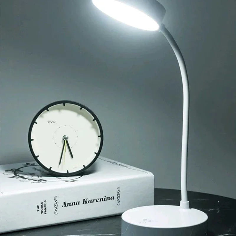 Lampada Da Scrivania LED Flessibile Con Dimmer A Tre Livelli USB Luce Bianca Calda Per Casa Ufficio Studio