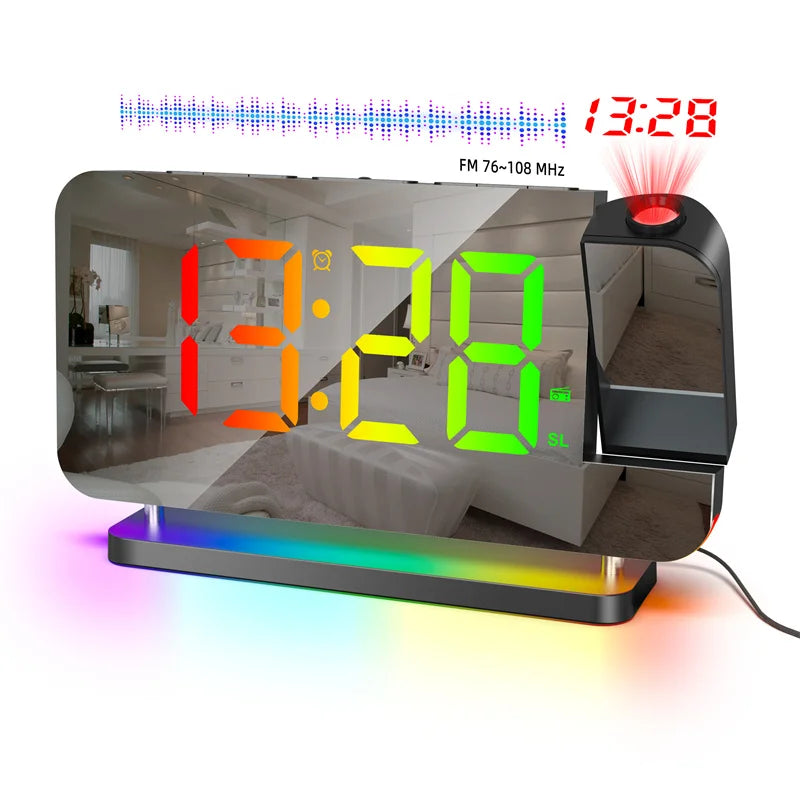 Radio FM a Proiezione 180 Gradi con Sveglia RGB e Luce Notturna 6 Livelli di Luminosità USB Doppia Uscita Orologio LED
