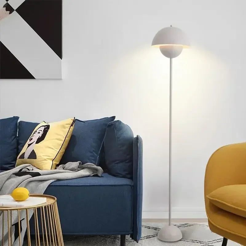 Lampada Da Terra Danish Bud Con Lampadina E27 Per Illuminazione Luce Da Tavolo E Scrivania In Ferro
