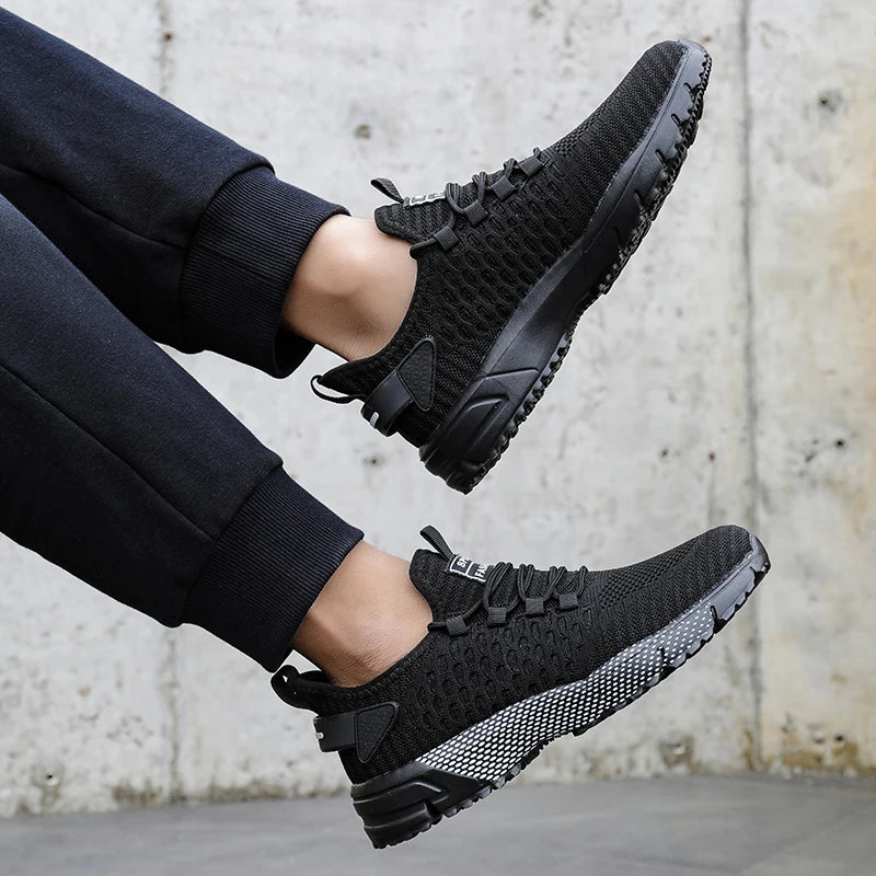 Scarpe Nuove da Ginnastica Uomo Leggere con Piattaforma per Corsa Antiscivolo Traspiranti con Suola Spessa Vendita Calda