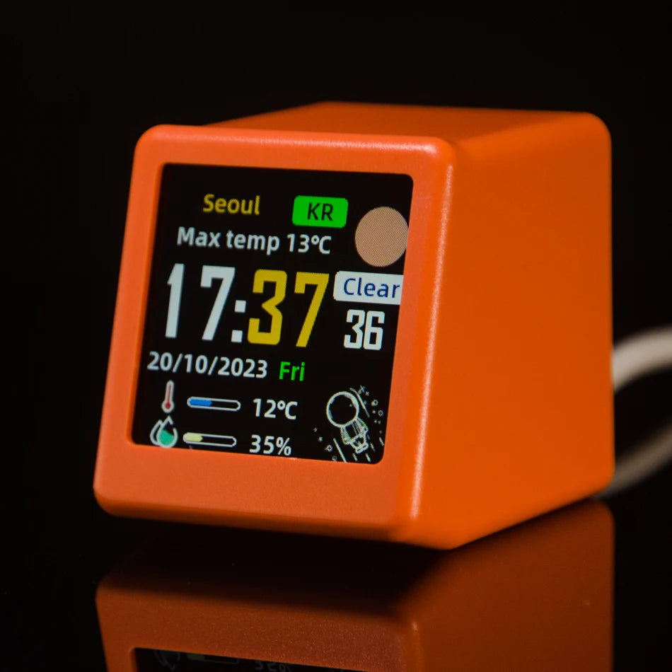 Stazione Meteo WiFi GeekMagic Ultra Smart Con Orologio Da Comodino Album E Animazioni GIF Decorazione Da Scrivania